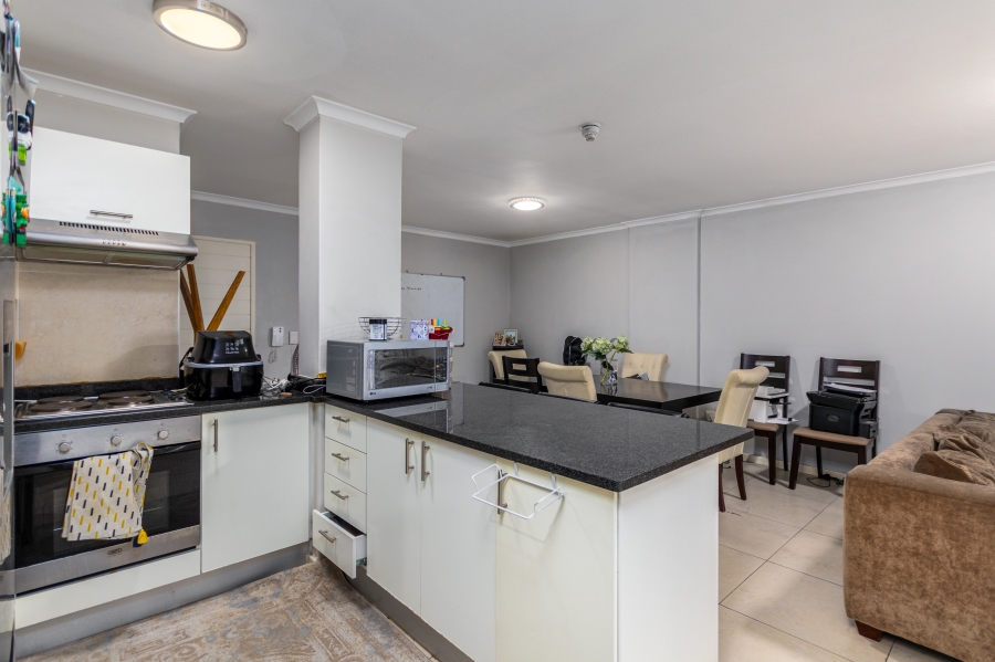 2 Bedroom Property for Sale in Claremont Upper Western Cape